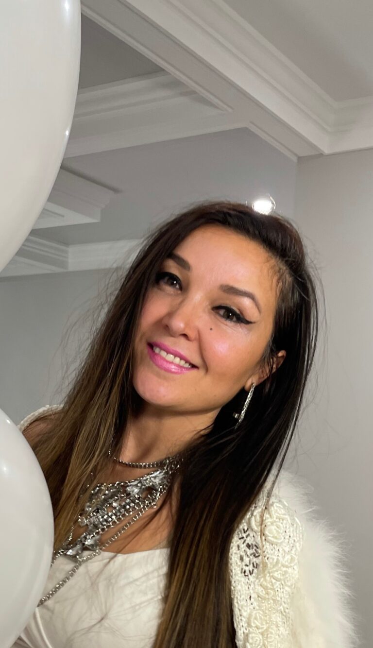 826c01df 69d3 42cd 8a6e 89d6bdb1ce6b 1 768x1334